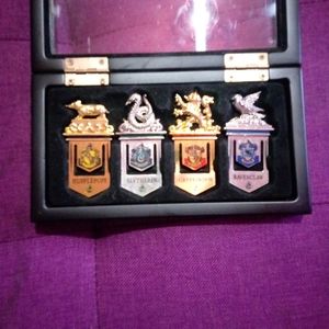Harry Potter Hogwarts House Crests bookmark set